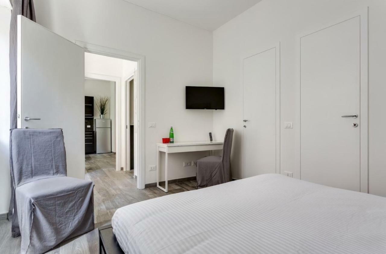 Porta Latina Suite Roma Exterior foto